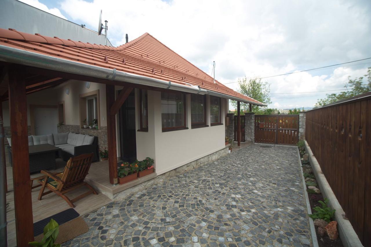 Holiday Home Podium Eger Exterior foto